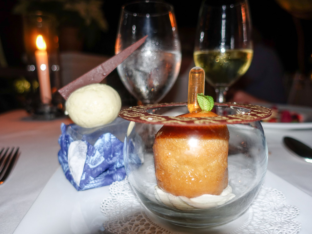 Innovative Dessert, The Cliff Rum Baba. The Scent Explorer